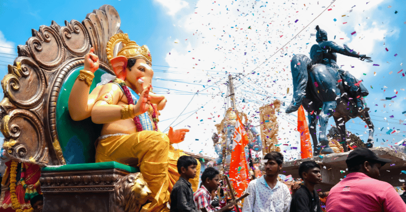 essay on ganesh utsav in marathi